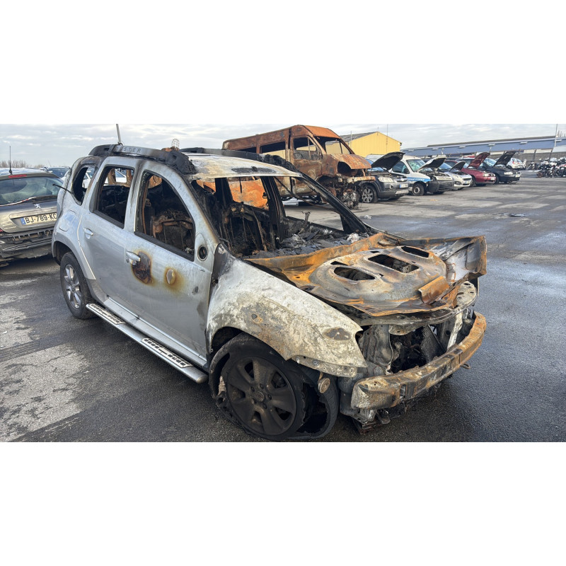 Trappe d'essence DACIA DUSTER 1 Photo n°5