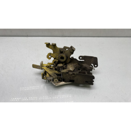Serrure avant droit MERCEDES VITO 638