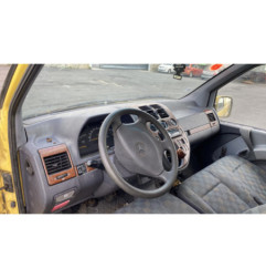 Serrure avant droit MERCEDES VITO 638