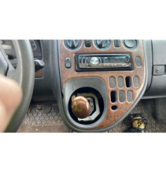 Serrure avant droit MERCEDES VITO 638