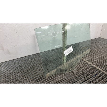 Vitre arriere gauche MERCEDES CLASSE A 176