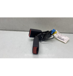 Attache ceinture arriere droit MERCEDES CLASSE A 176