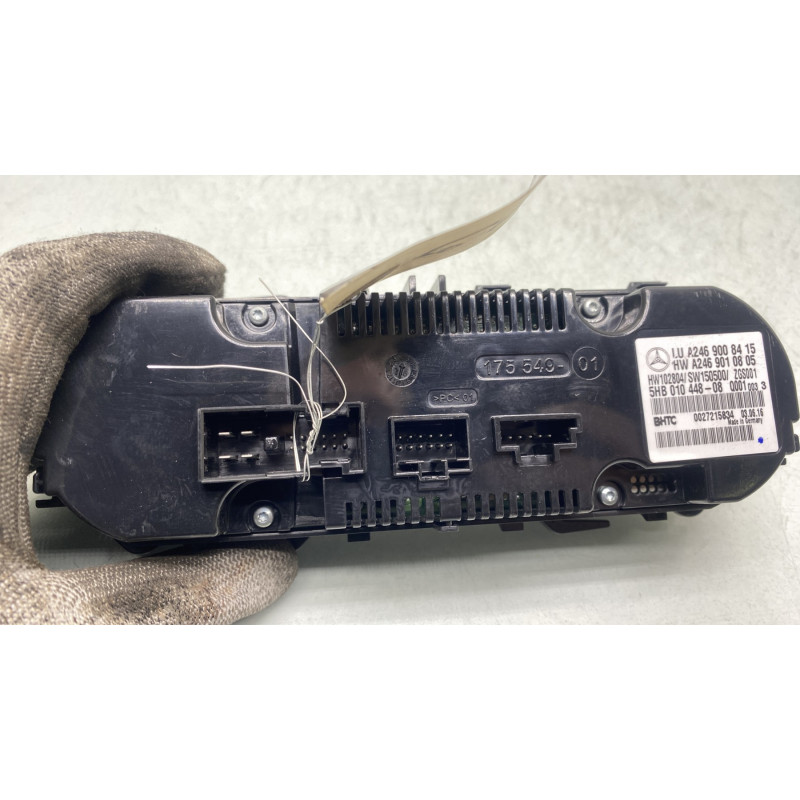 Commande chauffage MERCEDES CLASSE A 176 Photo n°4