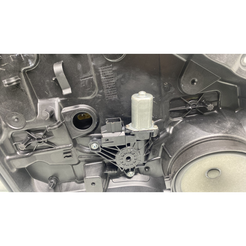 Leve vitre electrique arriere droit MERCEDES CLASSE A 176 Photo n°2