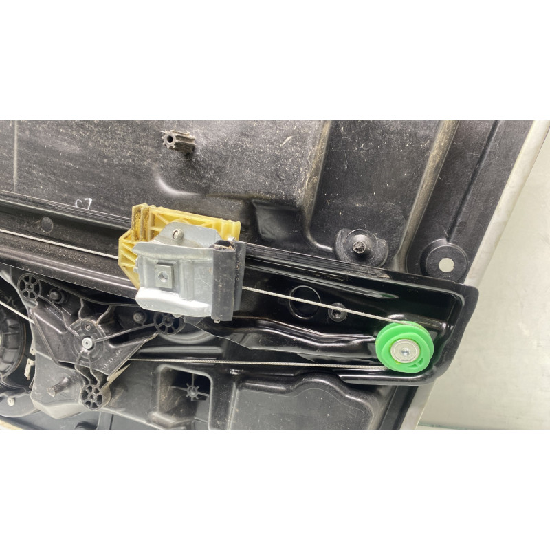 Leve vitre electrique arriere droit MERCEDES CLASSE A 176 Photo n°5