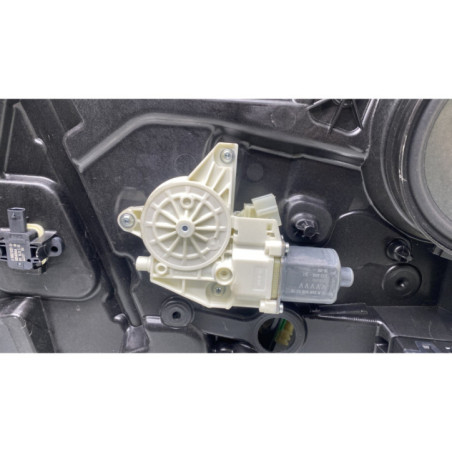 Leve vitre electrique avant droit MERCEDES CLASSE A 176