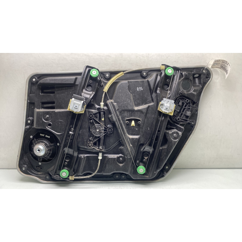 Leve vitre electrique avant gauche MERCEDES CLASSE A 176 Photo n°3