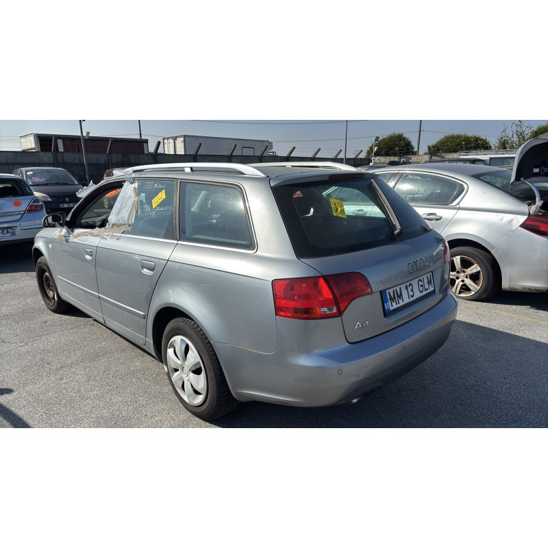 Pare choc arriere AUDI A4 2 Photo n°11