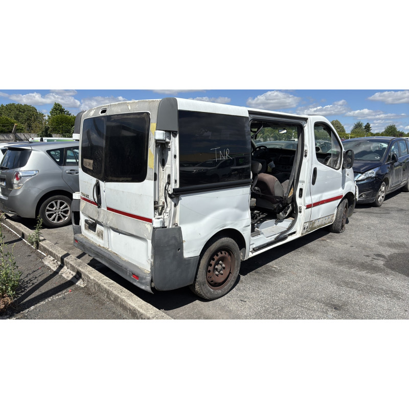 Capot RENAULT TRAFIC 2 Photo n°11