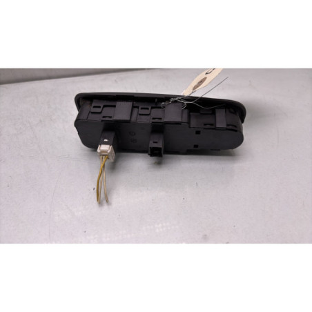 Interrupteur de leve vitre avant gauche CITROEN C4 PICASSO 1