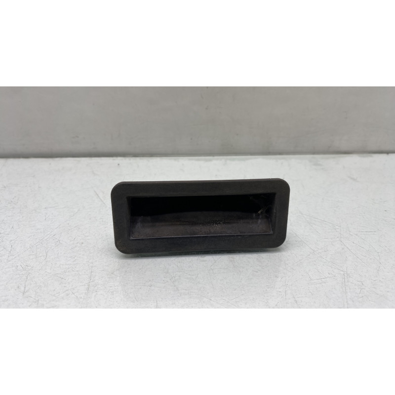 Bouton de coffre FORD C-MAX 1 Photo n°1