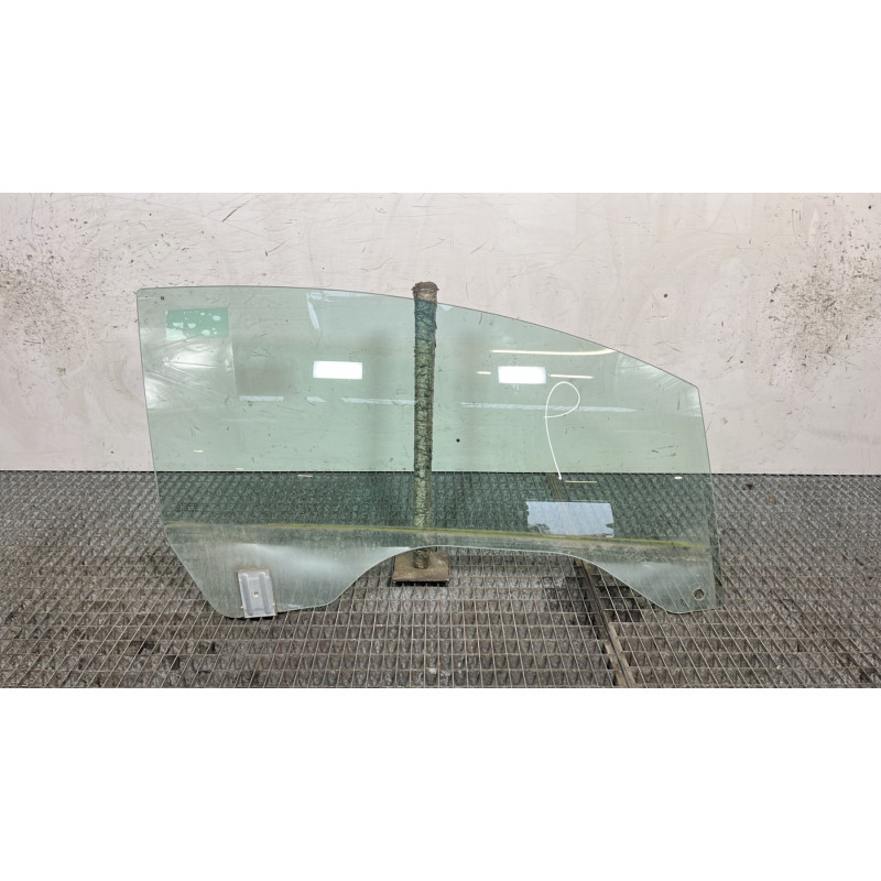 Vitre avant droit CITROEN C3 PLURIEL Photo n°1