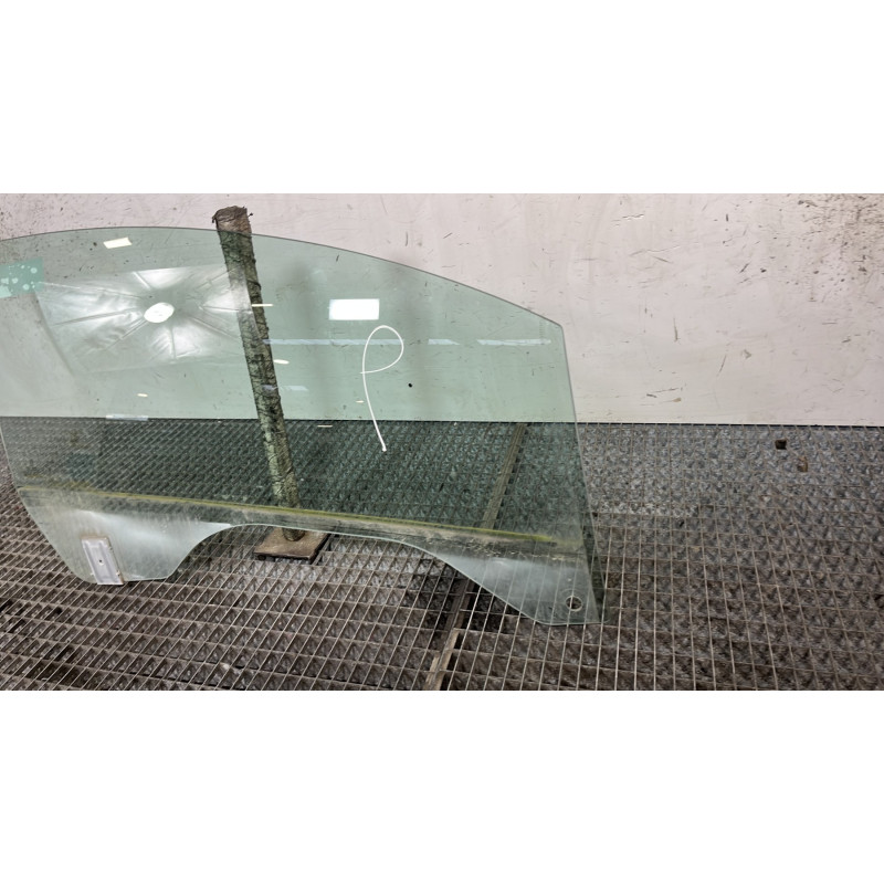 Vitre avant droit CITROEN C3 PLURIEL Photo n°2