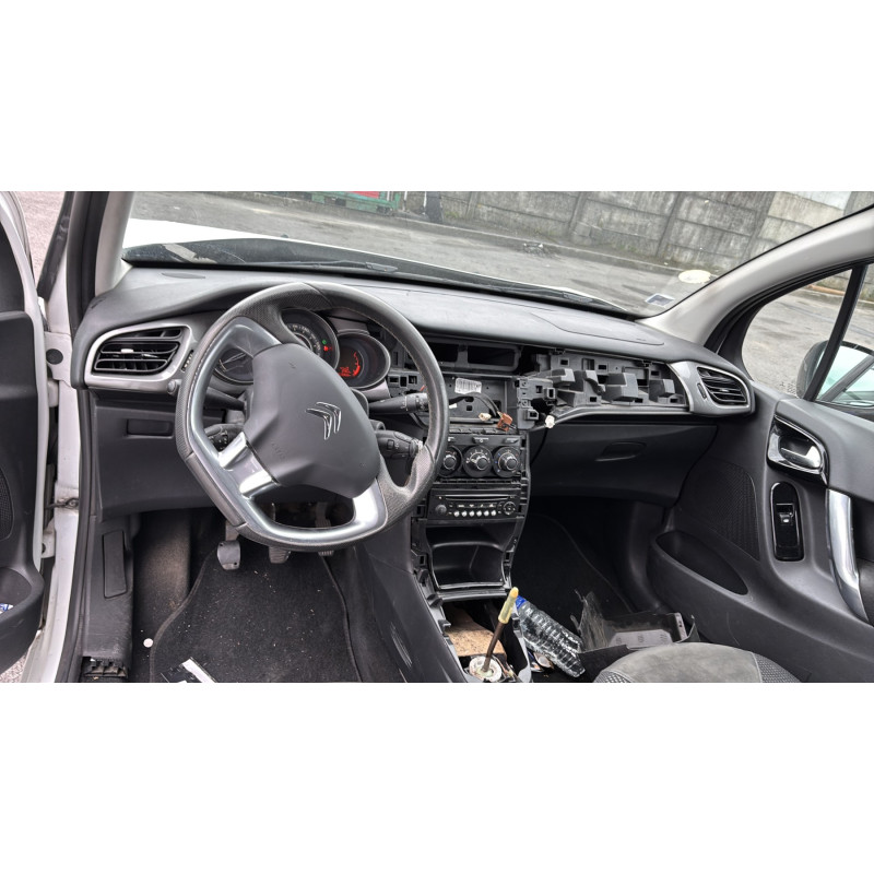 Boitier BSI CITROEN C3 2 Photo n°15