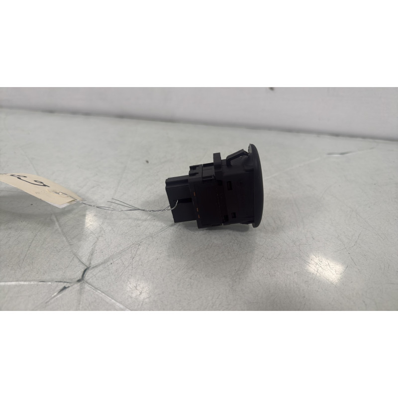 Interrupteur de leve vitre avant droit CITROEN C3 PLURIEL Photo n°4