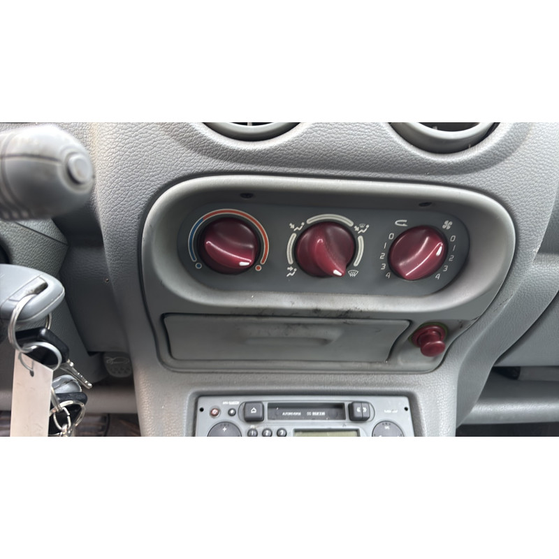 Feu arriere principal droit (feux) RENAULT TWINGO 1 Photo n°12
