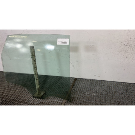 Vitre arriere droit RENAULT SCENIC 2
