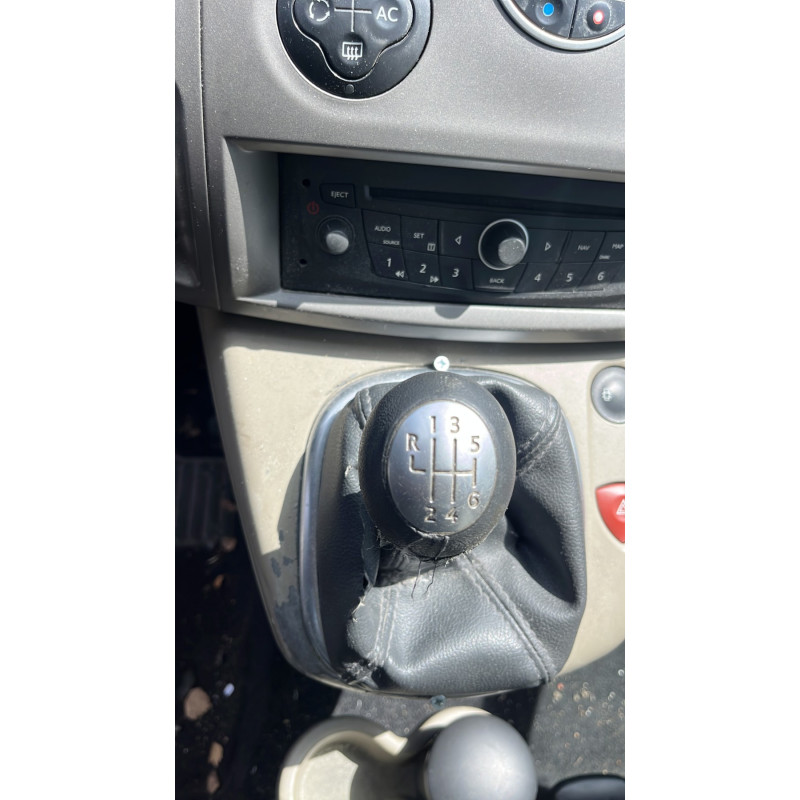 Vitre arriere droit RENAULT SCENIC 2 Photo n°12