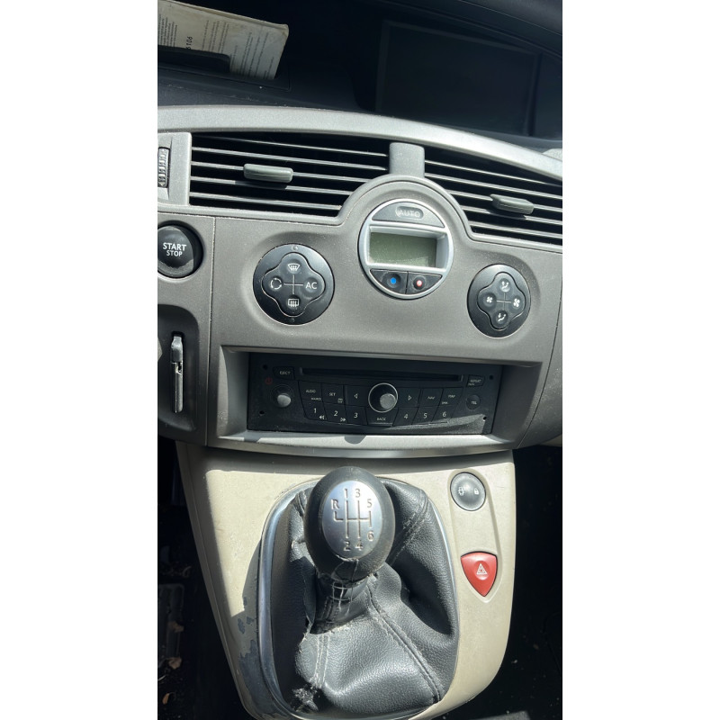 Vitre arriere droit RENAULT SCENIC 2 Photo n°13