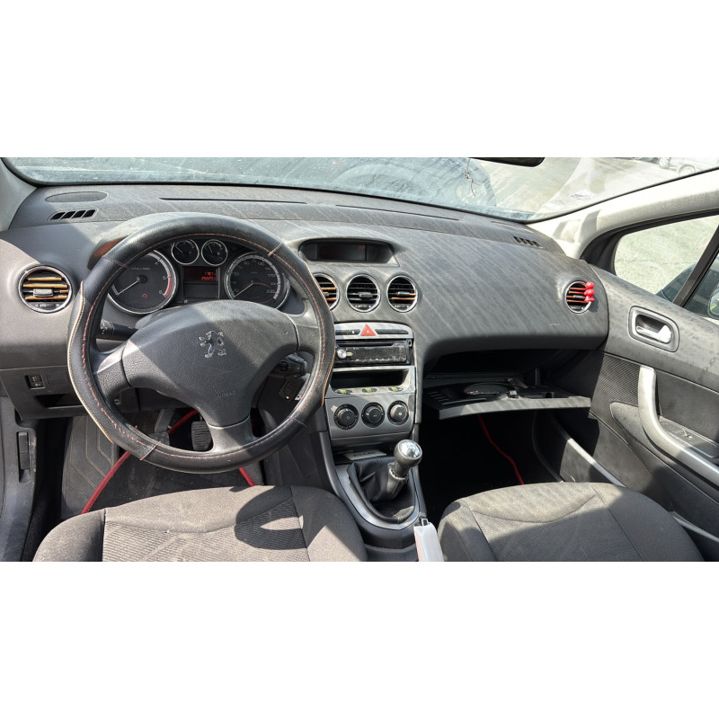 Vitre avant droit PEUGEOT 308 1 Photo n°16