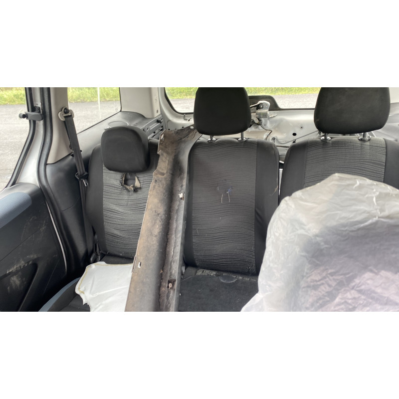 Vitre avant gauche CITROEN BERLINGO 2 Photo n°16