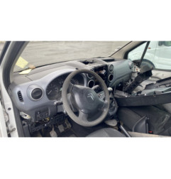 Vitre avant gauche CITROEN BERLINGO 2