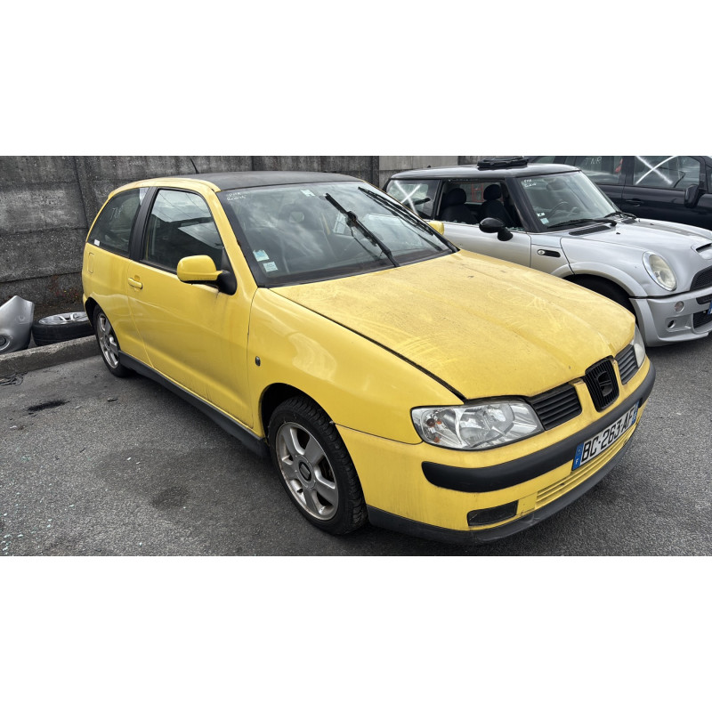 Vitre avant droit SEAT IBIZA 2 Photo n°6