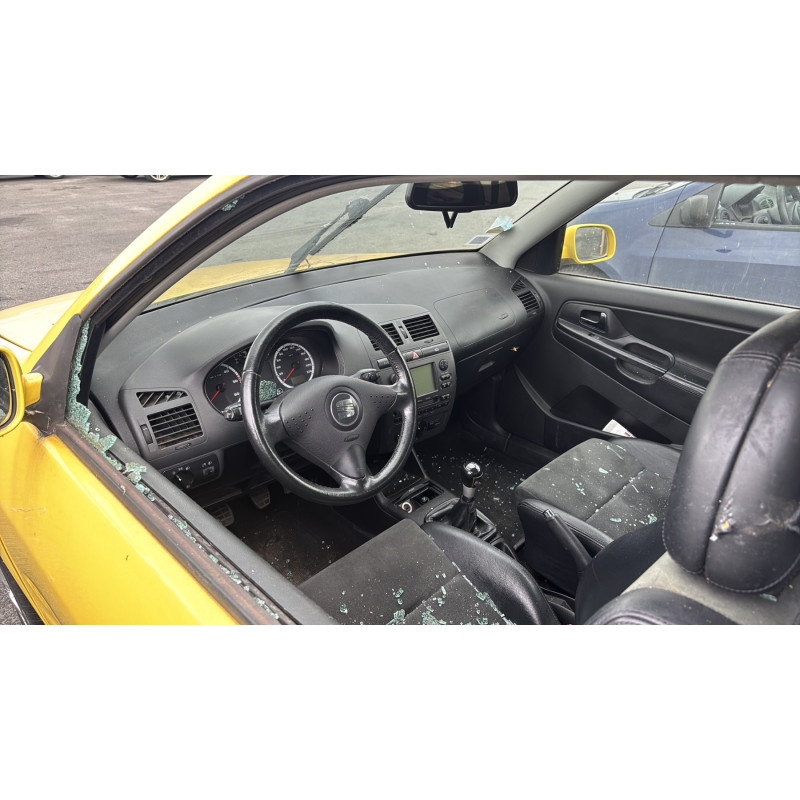Vitre avant droit SEAT IBIZA 2 Photo n°13