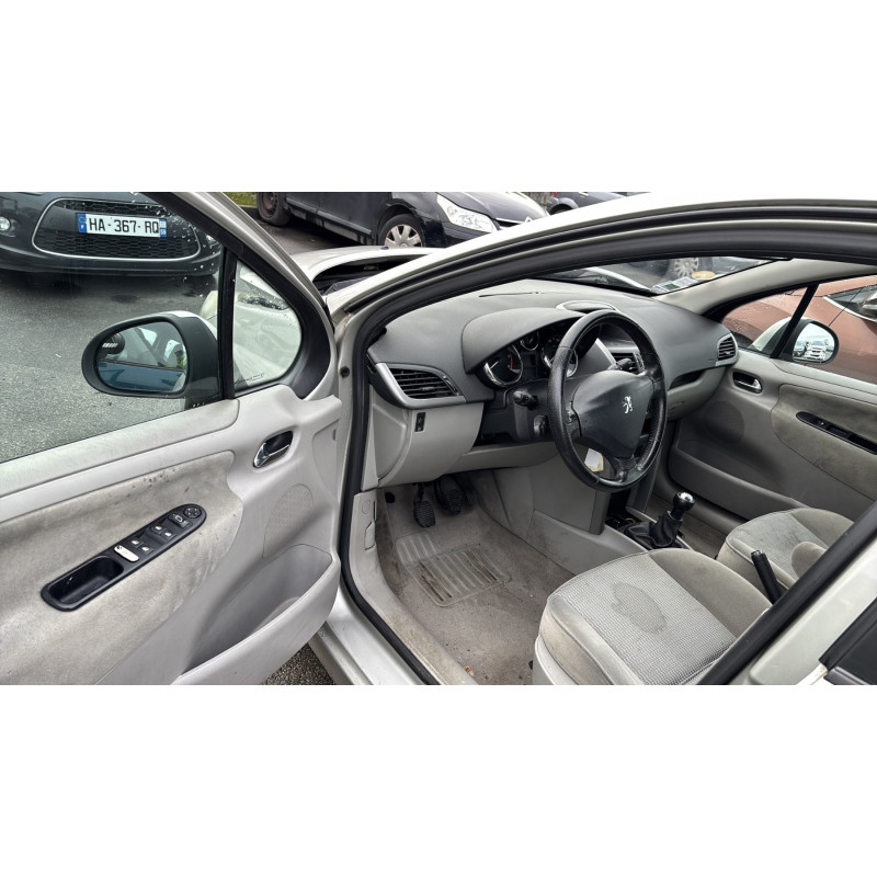 Boitier BSI PEUGEOT 207 Photo n°15