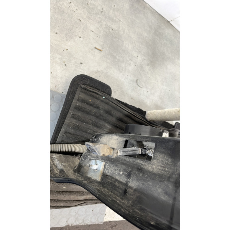 Porte arriere gauche RENAULT CLIO 4 Photo n°3
