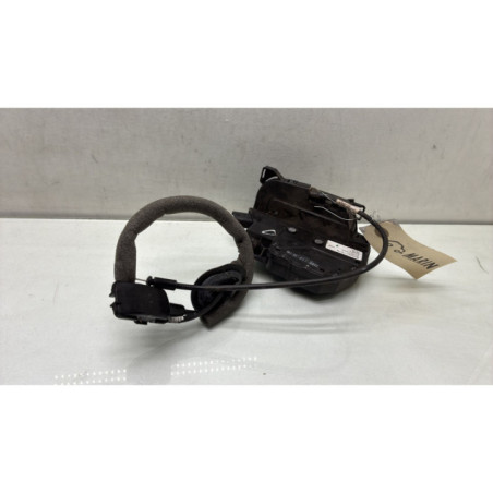 Serrure arriere droit RENAULT CLIO 4