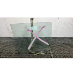 Vitre arriere droit TOYOTA YARIS 2