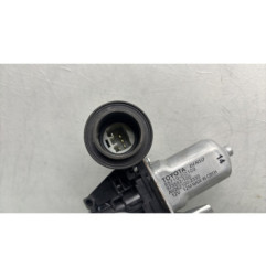 Leve vitre electrique avant droit TOYOTA YARIS 2