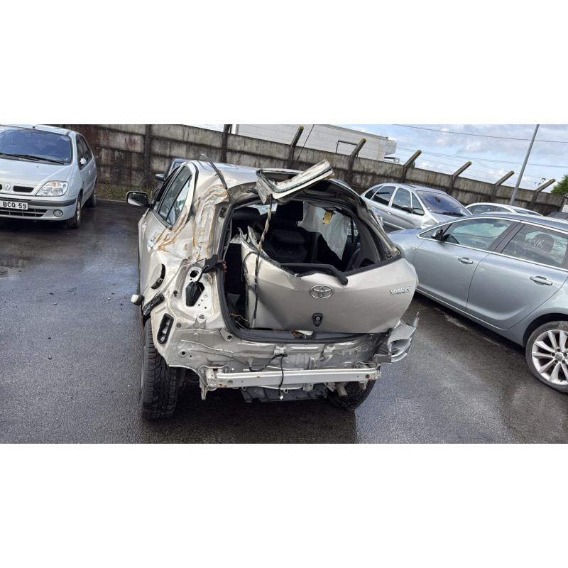 Demarreur TOYOTA YARIS 2 Photo n°9