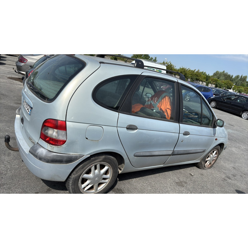 Pretensionneur de ceinture avant droit RENAULT SCENIC 1 Photo n°10