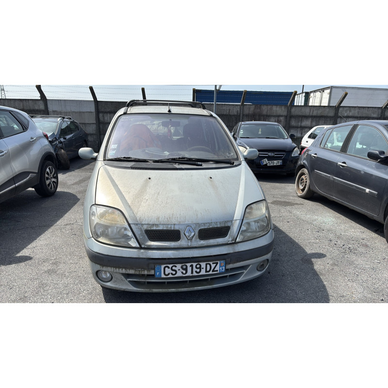 Pretensionneur de ceinture avant droit RENAULT SCENIC 1 Photo n°11