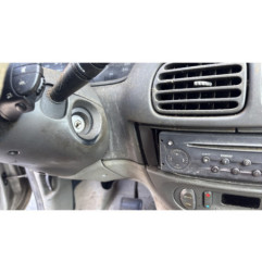 Pretensionneur de ceinture avant droit RENAULT SCENIC 1