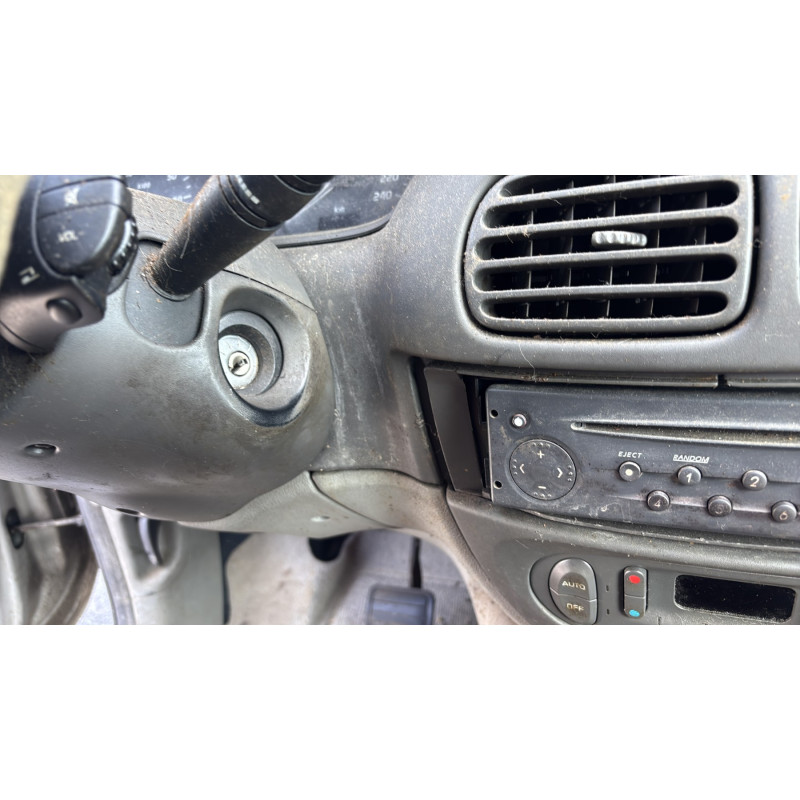Pretensionneur de ceinture avant droit RENAULT SCENIC 1 Photo n°18