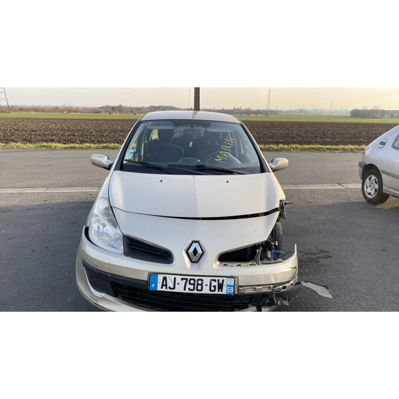 Feu arriere principal droit (feux) RENAULT CLIO 3 Photo n°14