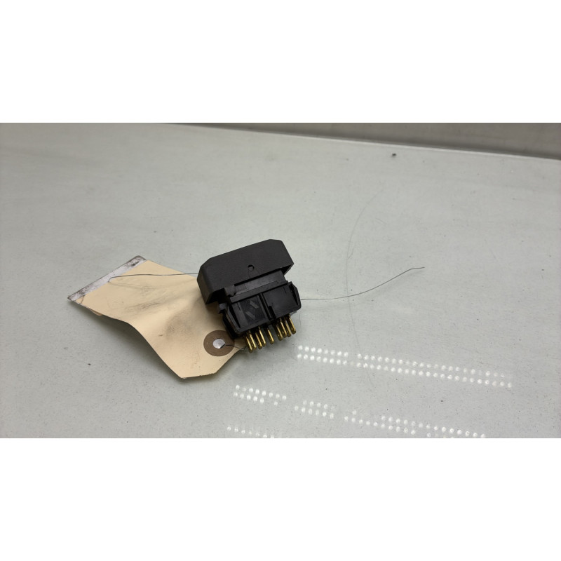 Bouton de warning RENAULT CLIO 1 Photo n°2