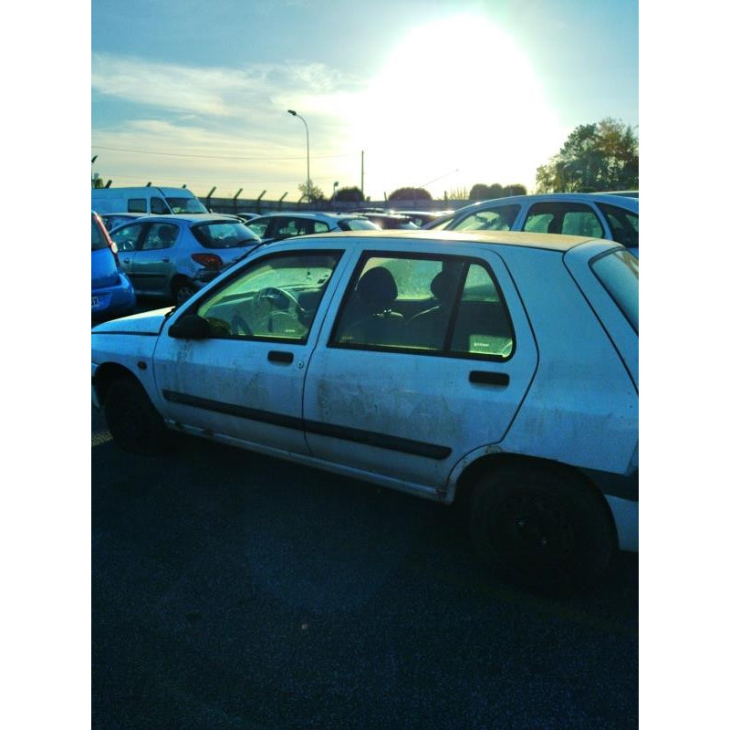 Bouton de warning RENAULT CLIO 1 Photo n°5