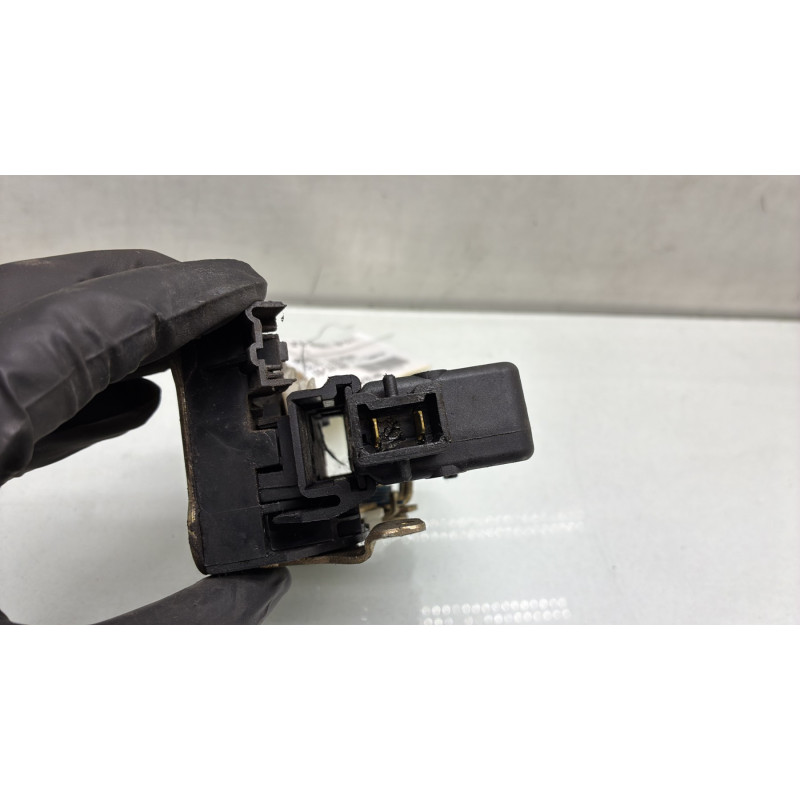 Serrure avant droit RENAULT CLIO 1 Photo n°4
