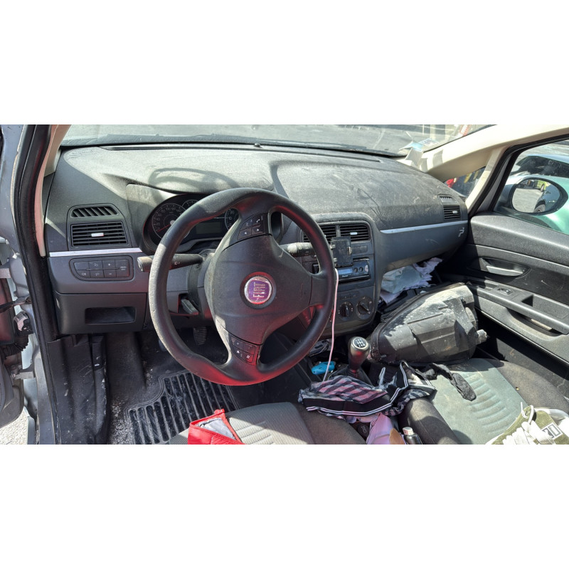 Retroviseur droit FIAT GRANDE PUNTO Photo n°11
