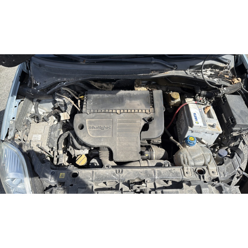 Retroviseur droit FIAT GRANDE PUNTO Photo n°19