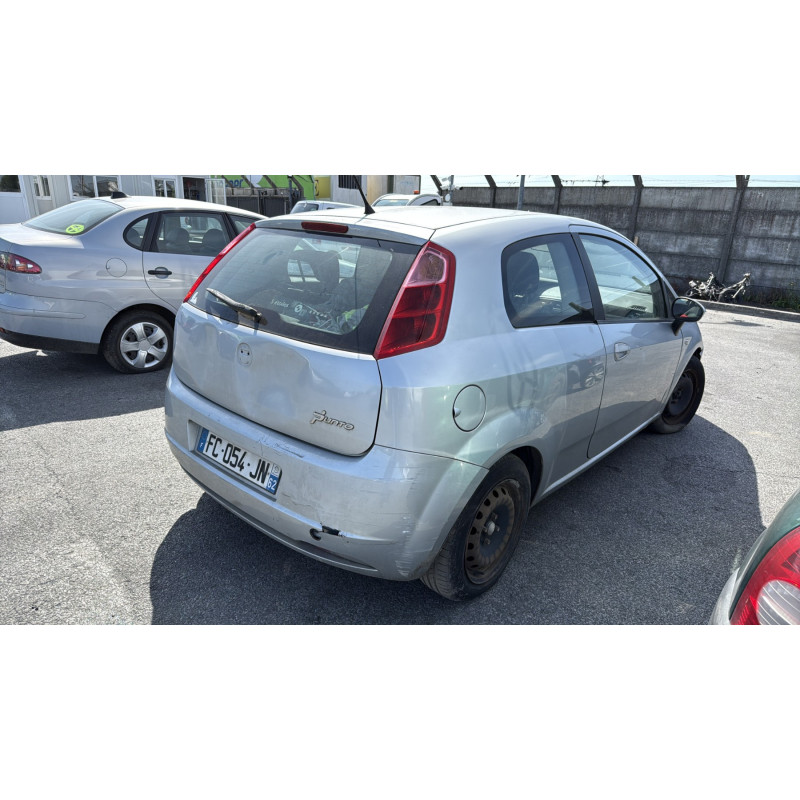 Leve vitre electrique avant gauche FIAT GRANDE PUNTO Photo n°7