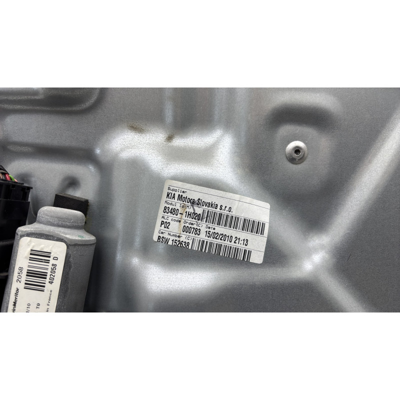 Leve vitre electrique arriere droit KIA CEE-D 1 SPORT WAGON Photo n°2