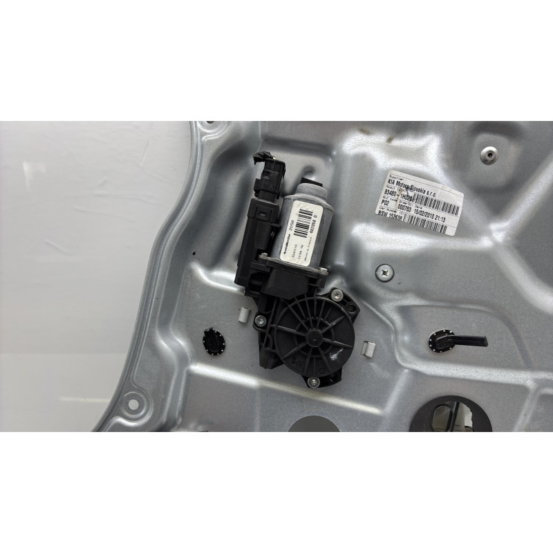 Leve vitre electrique arriere droit KIA CEE-D 1 SPORT WAGON Photo n°3