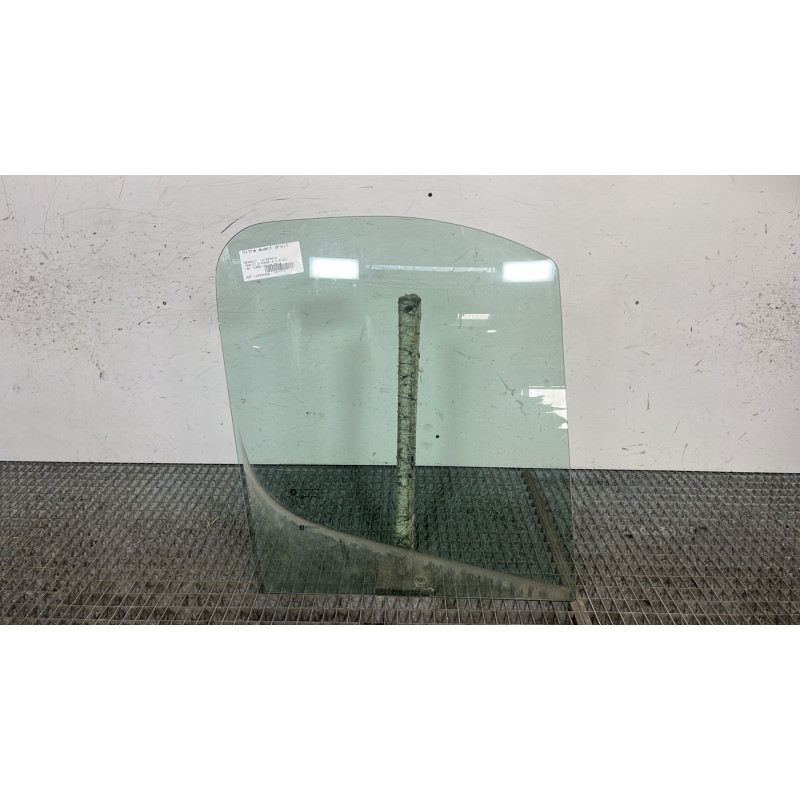 Vitre avant droit RENAULT TRAFIC 2 Photo n°1