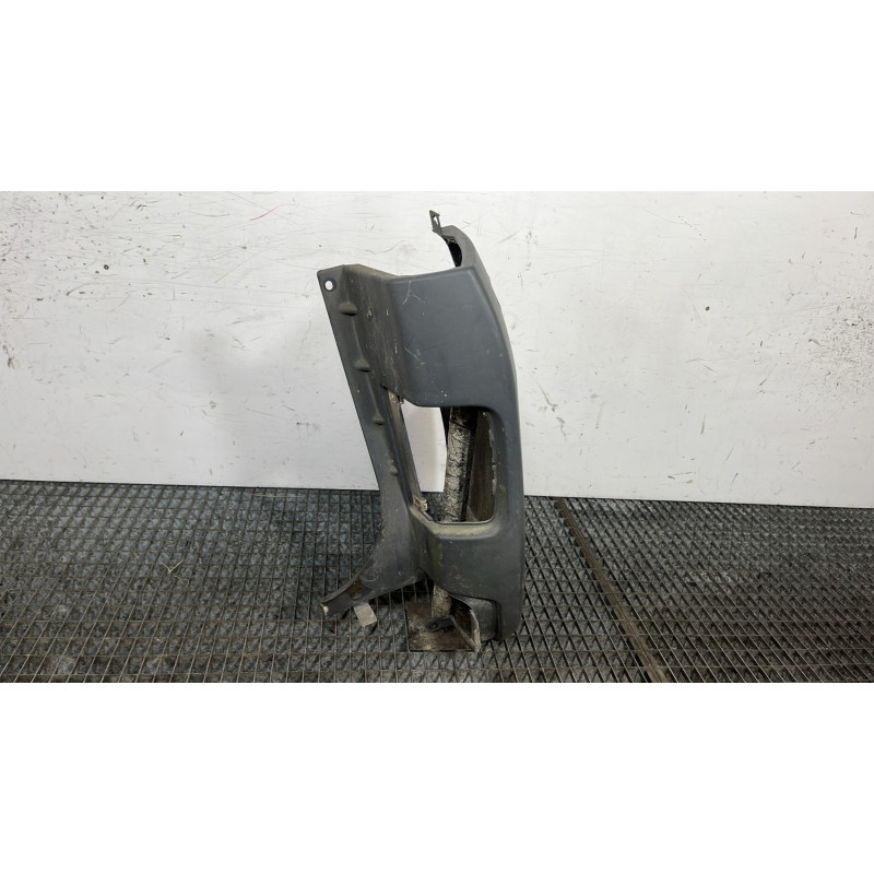 Crosse arriere droit RENAULT TRAFIC 2 Photo n°2