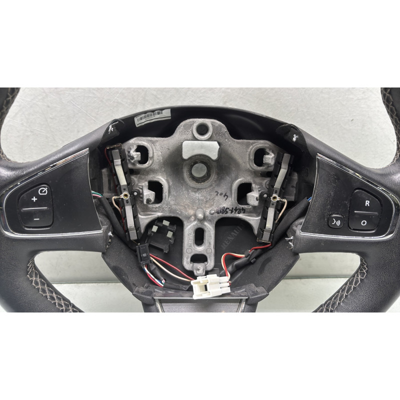 Volant RENAULT CLIO 4 Photo n°4
